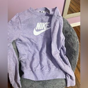 Nike pull over